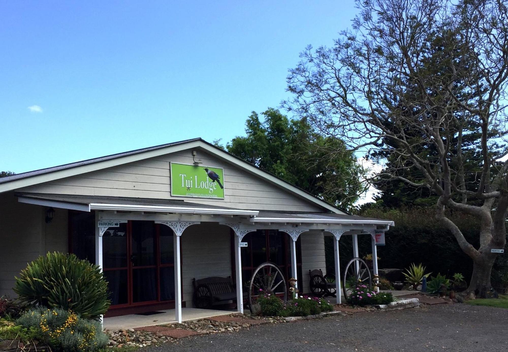 Tui Lodge Coromandel Exterior photo